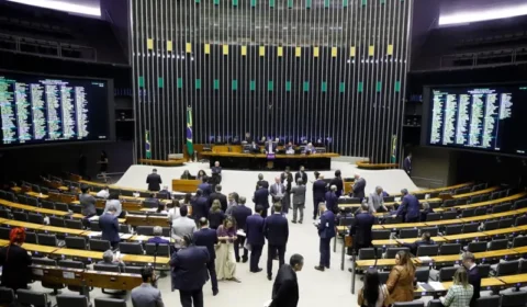 Câmara aprova projeto que resgata emendas canceladas e restos a pagar desde 2019