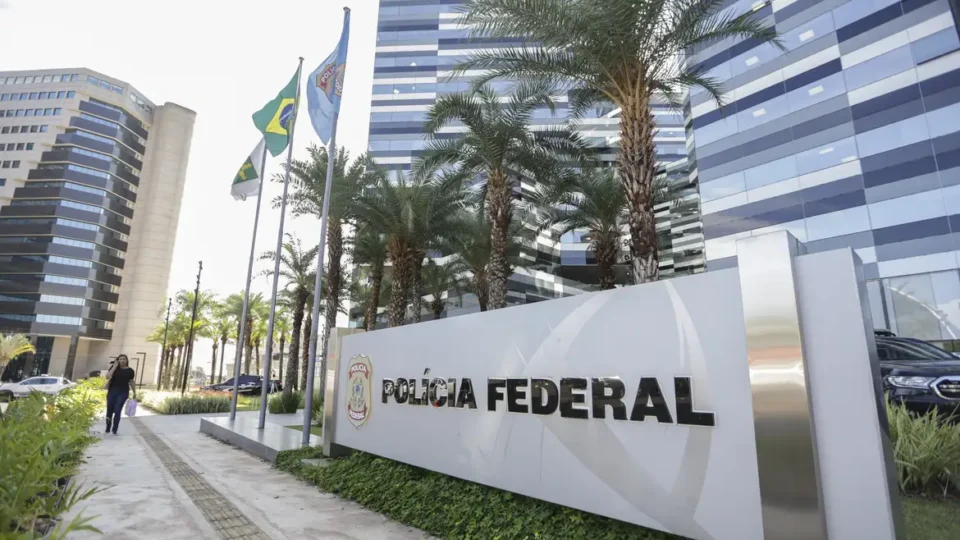 Grupo preso pela PF tinha preços para espionar ministros do STF; Pacheco estava na lista