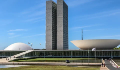 Planalto fez pagamento a jato de emendas para aplacar Congresso e aprovar pacote