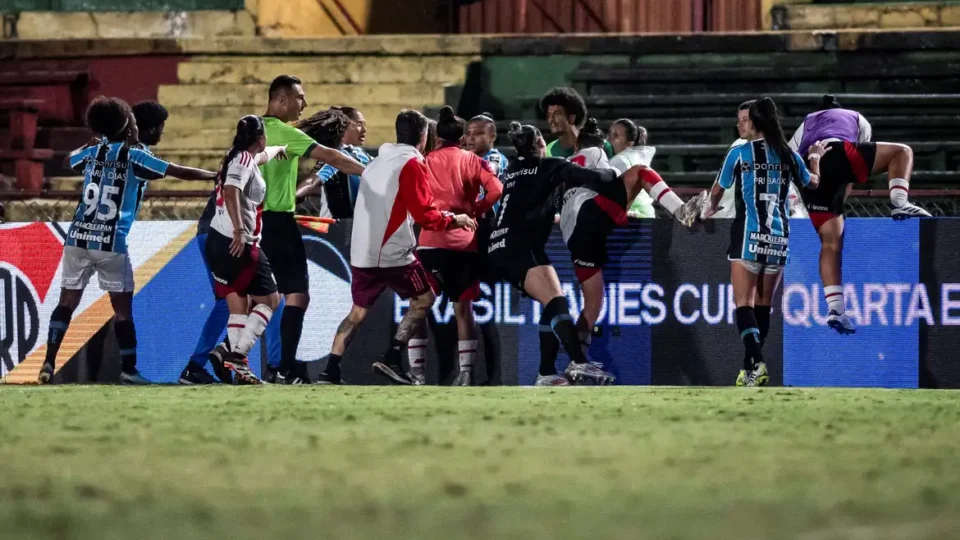 Racismo: TJ-SP concede liberdade provisória a atletas do River Plate