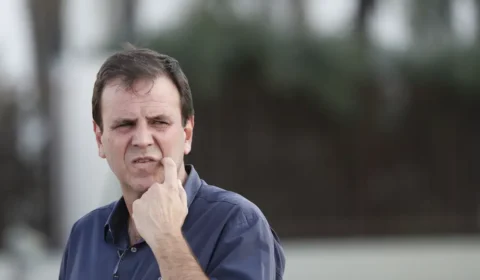 Vice na chapa de Eduardo Paes e aliado são alvos de operação da PF