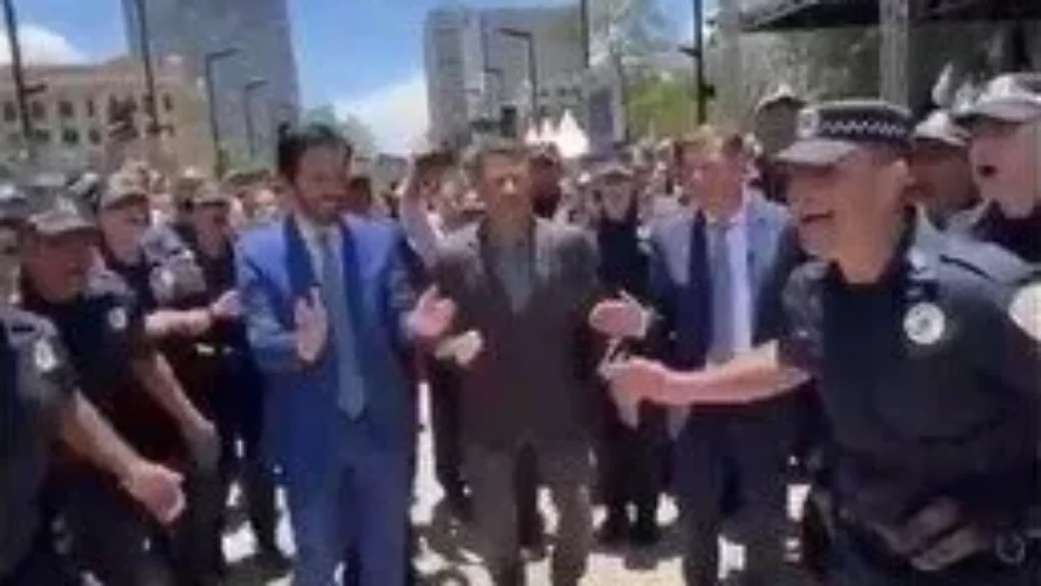Em formatura de GCMs, Ricardo Nunes canta: ‘gás de pimenta na cara do vagabundo’
