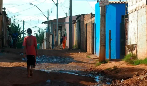 Desigualdade e pobreza nas regiões metropolitanas são as menores em 13 anos