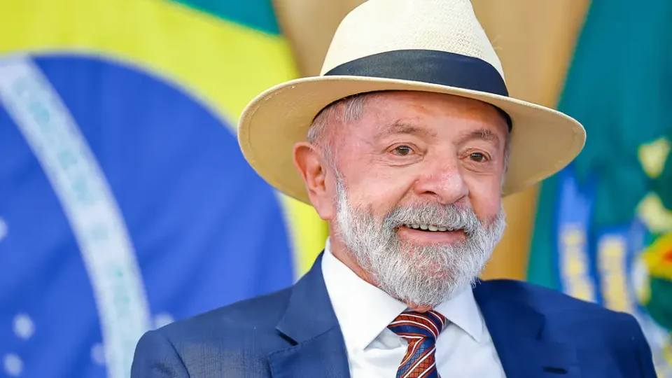 Lula reúne ministério para reforçar cobrança por entregas e sob expectativa de reforma