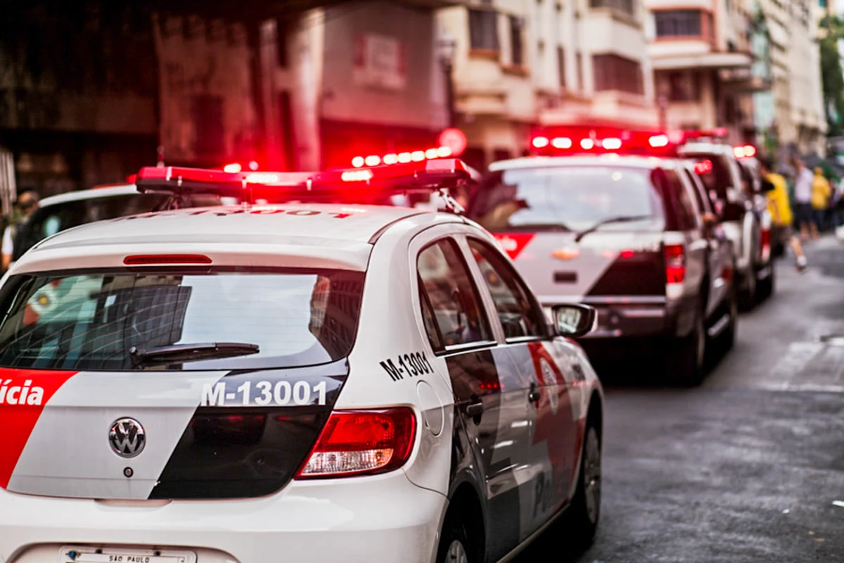 Polícia