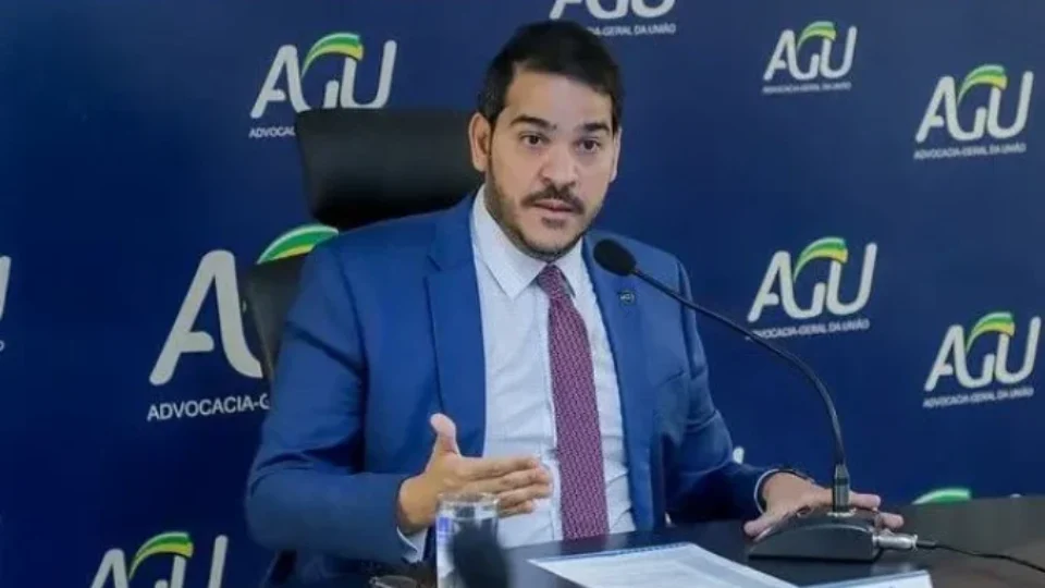 AGU contrata escritório americano para enfrentar sanções dos EUA