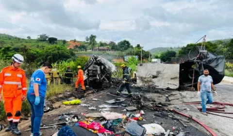 Motorista de caminhão envolvido em acidente com 39 mortos em MG é preso