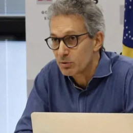 PPP em escolas de Minas prevê bônus por aprendizado a empresas sem cuidar do ensino