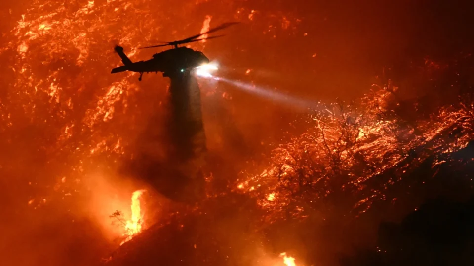 Sobe para 16 o número de mortos nos incêndios em Los Angeles