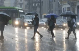 Segunda-feira terá chuva forte no Sudeste e temporais no Sul; veja a previsão