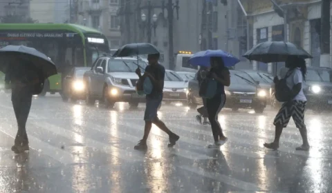 Segunda-feira terá chuva forte no Sudeste e temporais no Sul; veja a previsão
