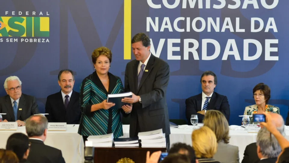 Comissão Nacional da Verdade: expondo um passado de repressão no Brasil