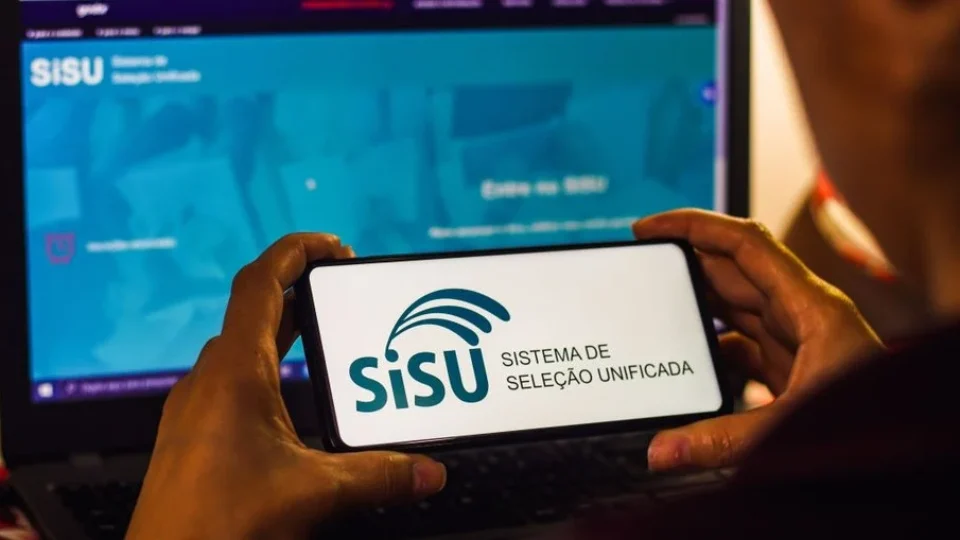 Universidades suspendem calendário de matrículas após atraso do MEC no Sisu