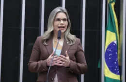 Processada pelo 8 de janeiro, deputada de Pernambuco segue pedindo derrubada de Lula e de voto impresso