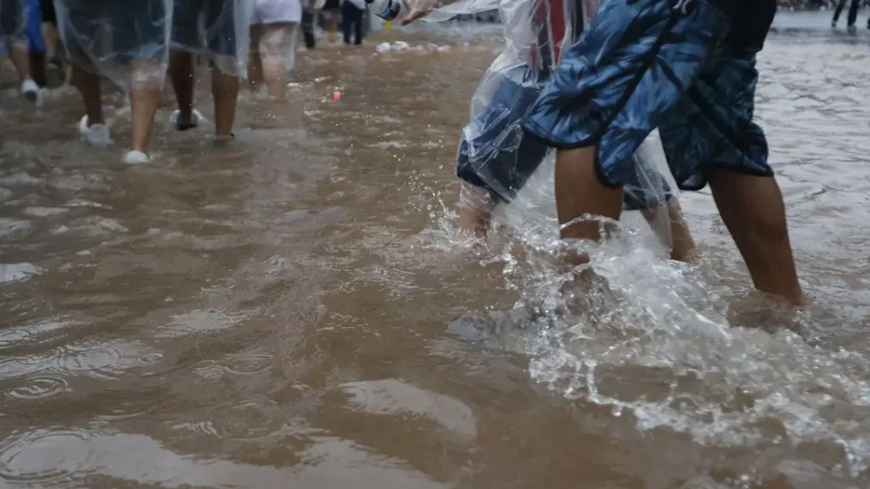 Semana promete chuvas fortes e volumosas em quase todo o Brasil