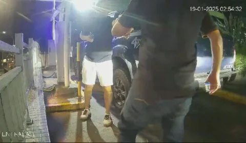 Imagens mostram momento em que policial mata assessor durante discussão no RJ
