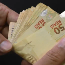 Dívida pública em alta vai exigir negociação de medidas logo após as eleições