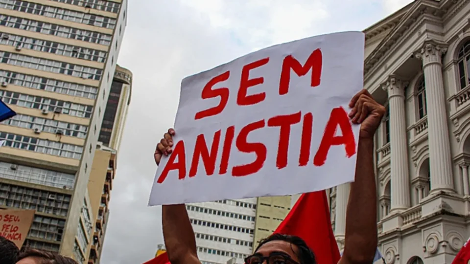 Hugo Motta não levará PL da anistia para reunião de líderes desta semana, afirma líder governista