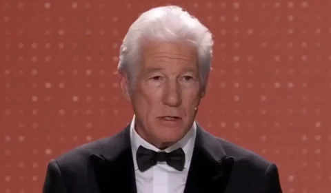 Richard Gere critica Trump ao receber prêmio na Espanha: ‘bandido’