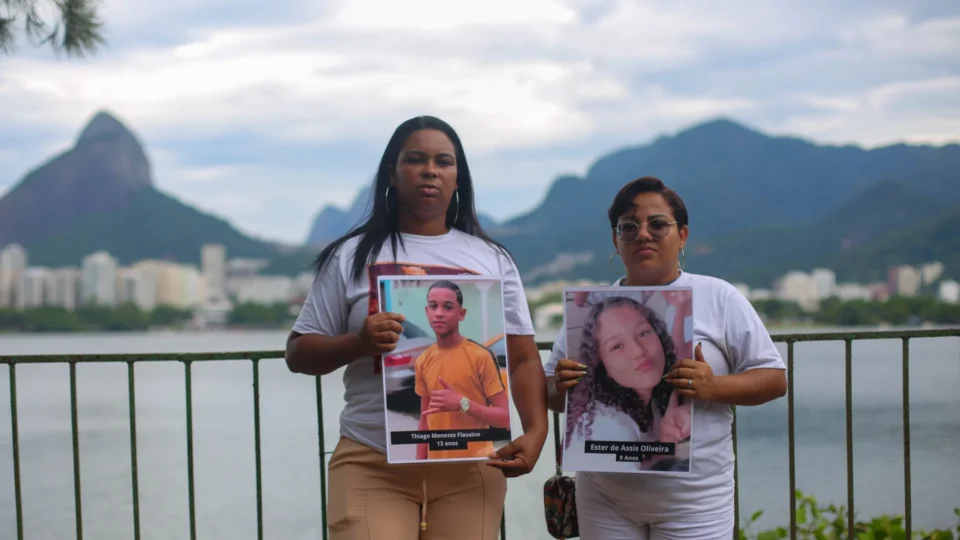 ONG faz ato e pede ao prefeito do RJ volta de homenagem a crianças vítimas de violência