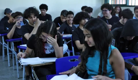 Pé-de-Meia: pagamentos começam hoje para quem se formou no Ensino Médio em 2024