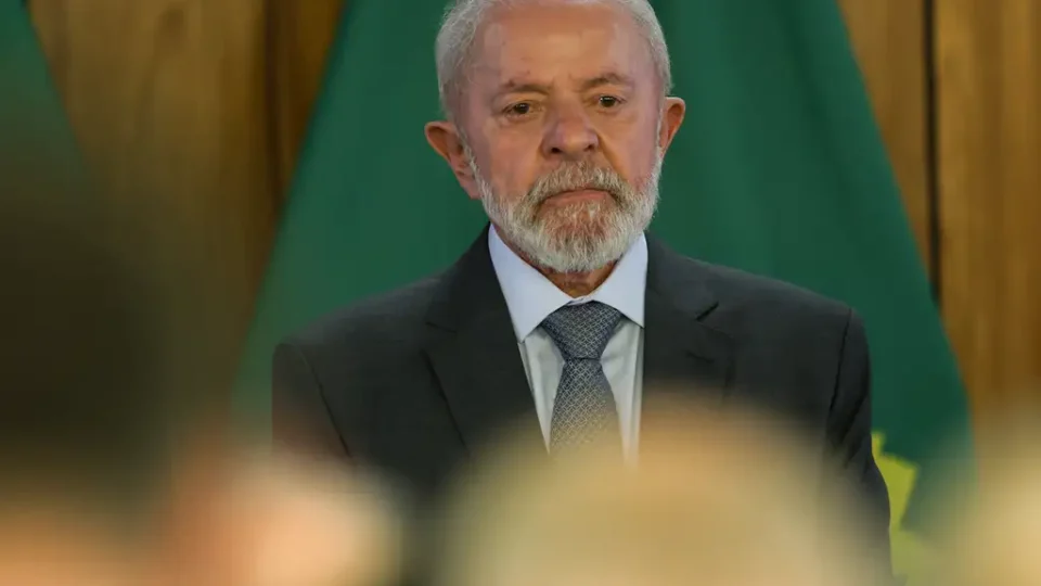 Lula sanciona lei que permite retaliação ao ‘tarifaço’ de Donald Trump
