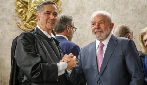 STF adia jantar com Lula por proximidade de denúncia contra Bolsonaro