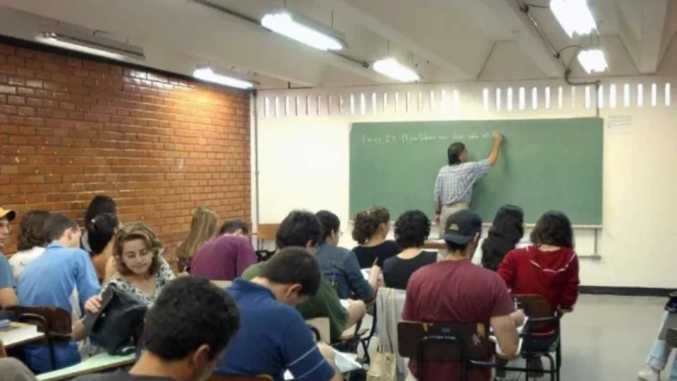 Estudo revela quais são as 9 faculdades com mais arrependidos do Brasil