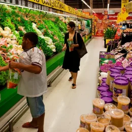 Ipea: Inflação desacelera no geral, mas atinge mais famílias de baixa renda em abril
