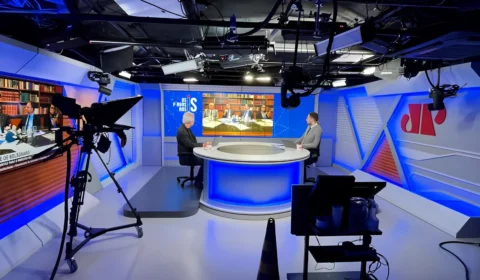O que programa da Jovem Pan conta sobre os bastidores da tentativa de golpe
