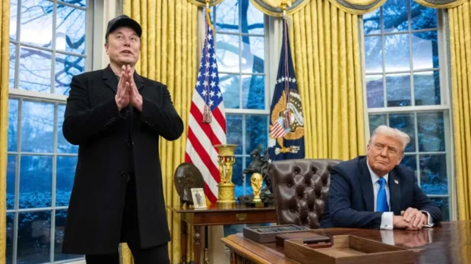 Musk deixa cargo no governo dos EUA ‘decepcionado’ com lei orçamentária de Trump