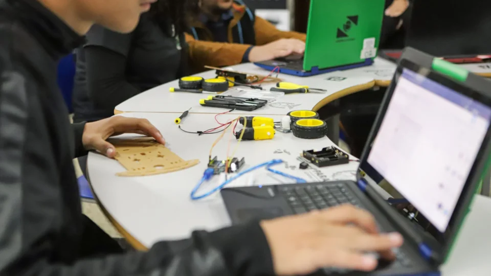 Educação no Brasil: tudo que você precisa saber sobre o ensino técnico