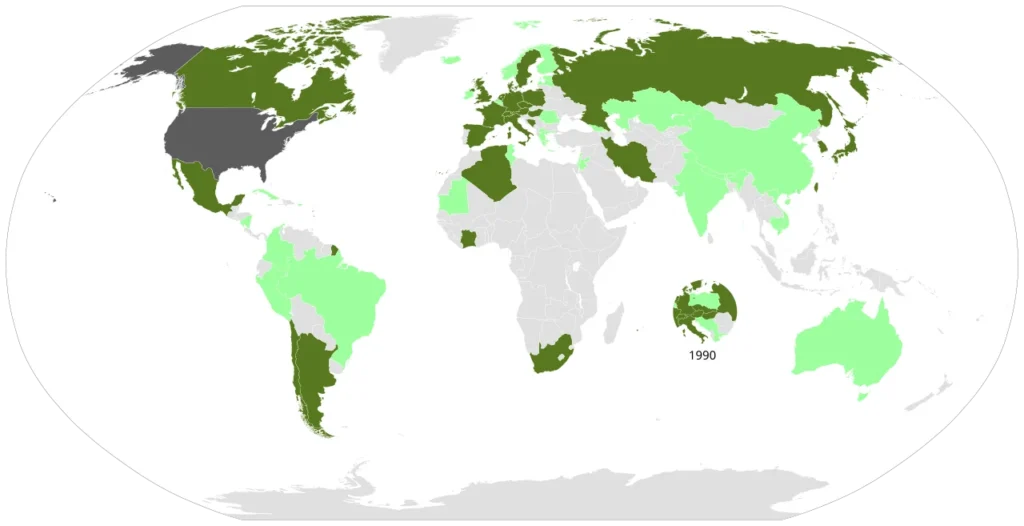 Em verde-escuro, os países que já ganharam uma estatueta de “Melhor Filme Internacional”, em verde-claro, os países que já foram indicados, em cinza, os EUA, inelegível para a categoria. Fonte: Wikipedia