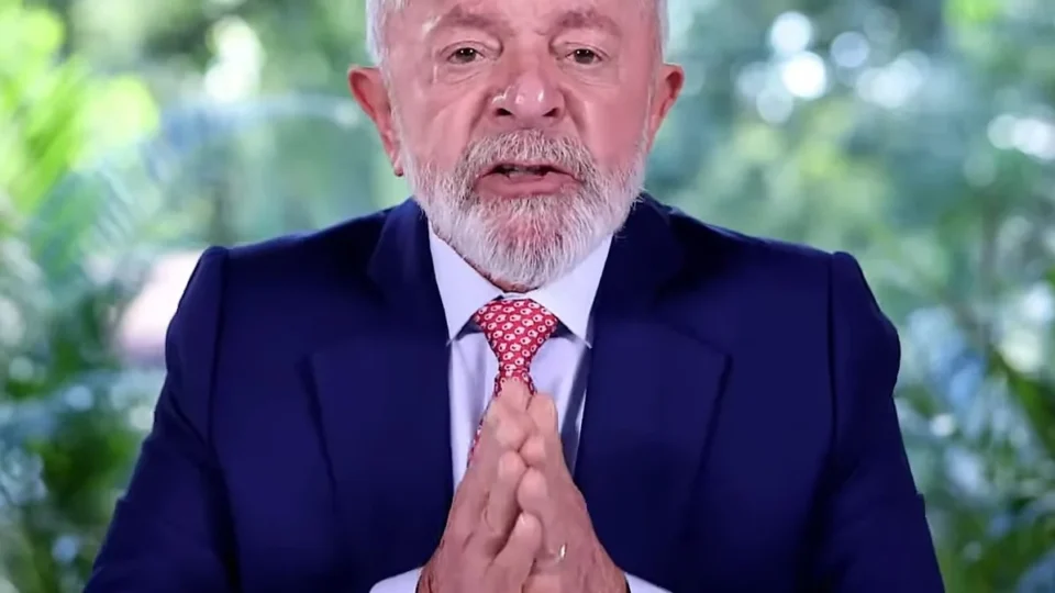 Lula acerta em retórica que questiona a anistia dos golpistas