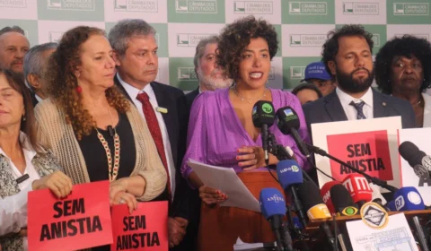 Esquerda se une para pedir fim da pauta da anistia no Congresso após denúncia da PGR