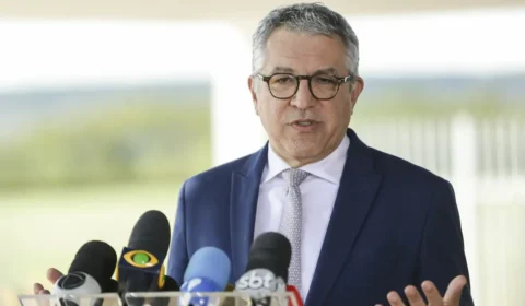 Padilha diz que Trump é ‘inimigo da saúde’ e que Mais Médicos é patrimônio do brasileiro