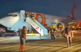 Veja vídeo: avião da Gol bate em carro de manutenção na pista do Galeão (RJ)