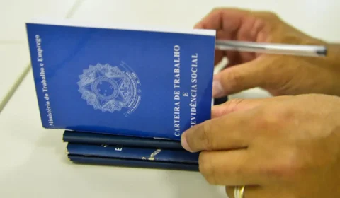 Salário do trabalhador é acima da média brasileira em 8 estados e no DF