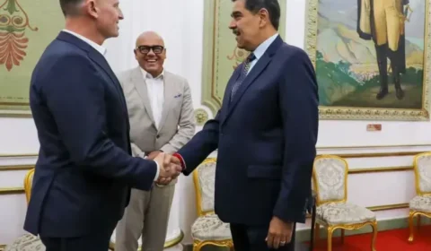 Enviado dos EUA à Venezuela diz que Trump não quer ‘mudança de regime’ em Caracas