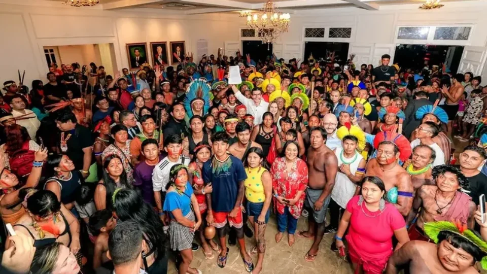 Barbalho apresenta PL para educação indígena no Pará; ocupantes da Seduc negam acordo