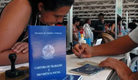 O que explica o aumento dos processos na Justiça do Trabalho?