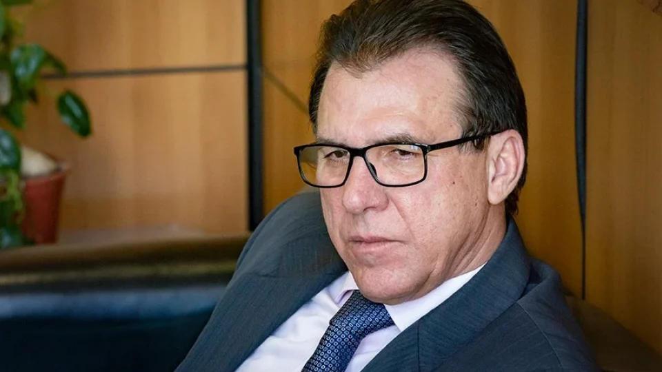 Ministro do Trabalho anula autuação da JBS Aves por trabalho escravo em granja fornecedora