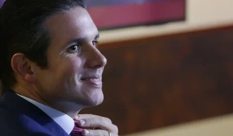 PEC do semipresidencialismo é protocolada na Câmara após aceno de Hugo Motta