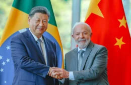 Em recado aos EUA, Xi Jinping diz a Lula que China apoia Brasil contra ‘interferência externa’