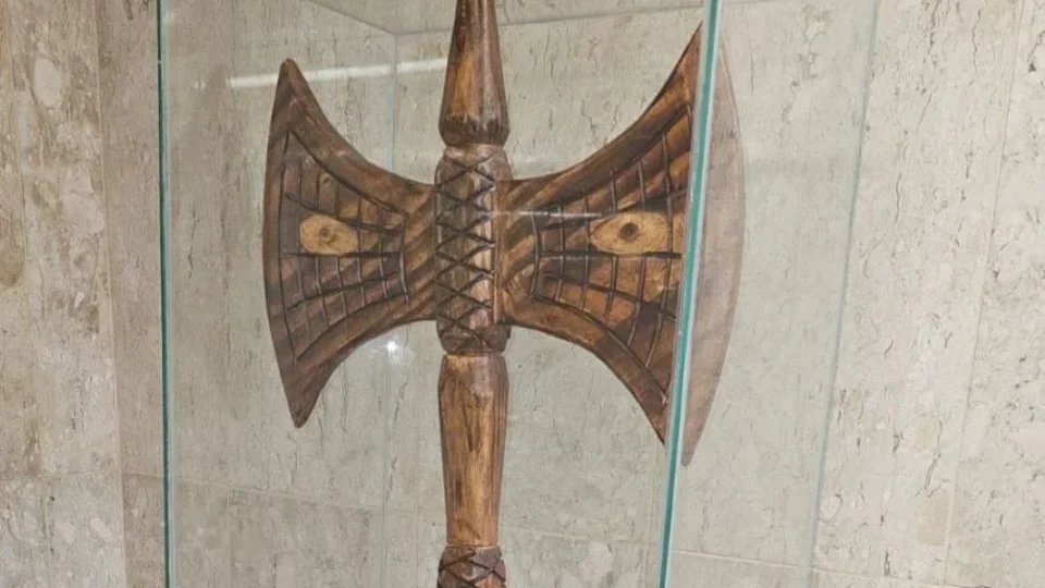 Instituto quer símbolo de religiões afro-brasileiras no STF após aprovação de crucifixos