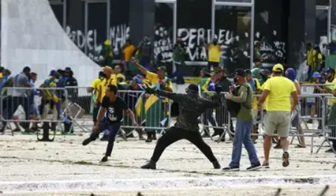 SEM ANISTIA: Golpistas do 8/1 foram violentos, fizeram ação organizada e com tática militar