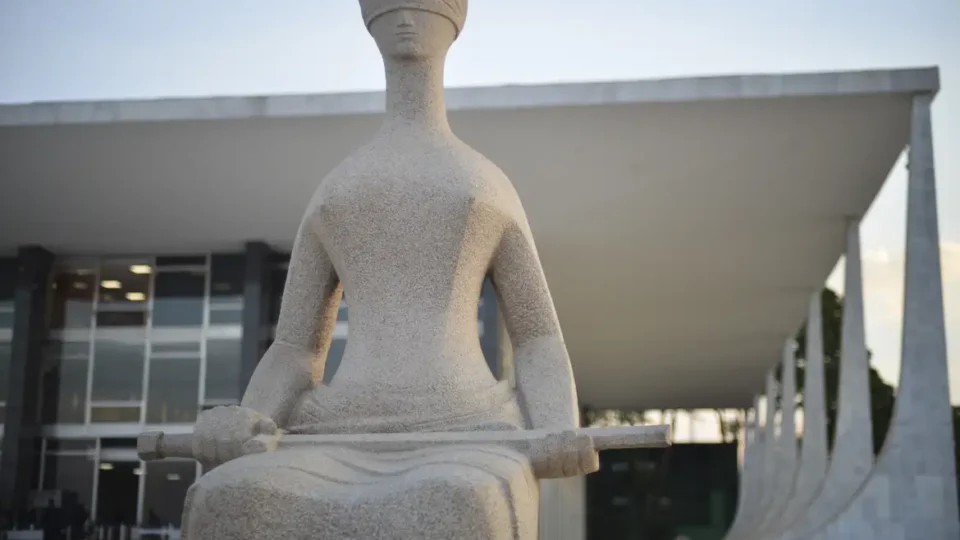 Reinterpretação da Lei da Anistia: reparação histórica ou revanchismo político?