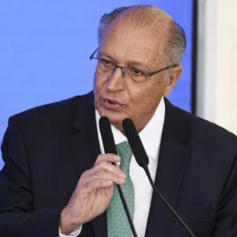 Acordo Mercosul-UE pode elevar exportações brasileiras em 13%, diz Alckmin