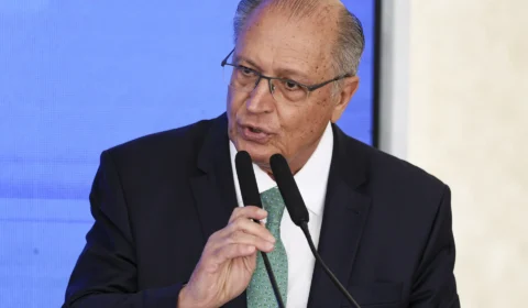 Alckmin diz que governo vai atuar para reverter restrição da União Europeia à carne brasileira