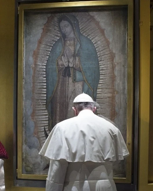 Papa Francisco segue internado em estado crítico